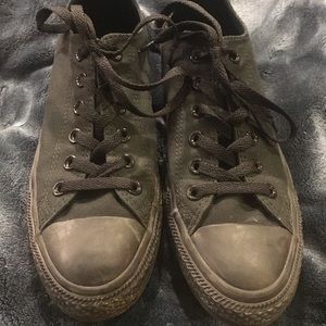 All Black Men’s Lowtop Converse - size 7